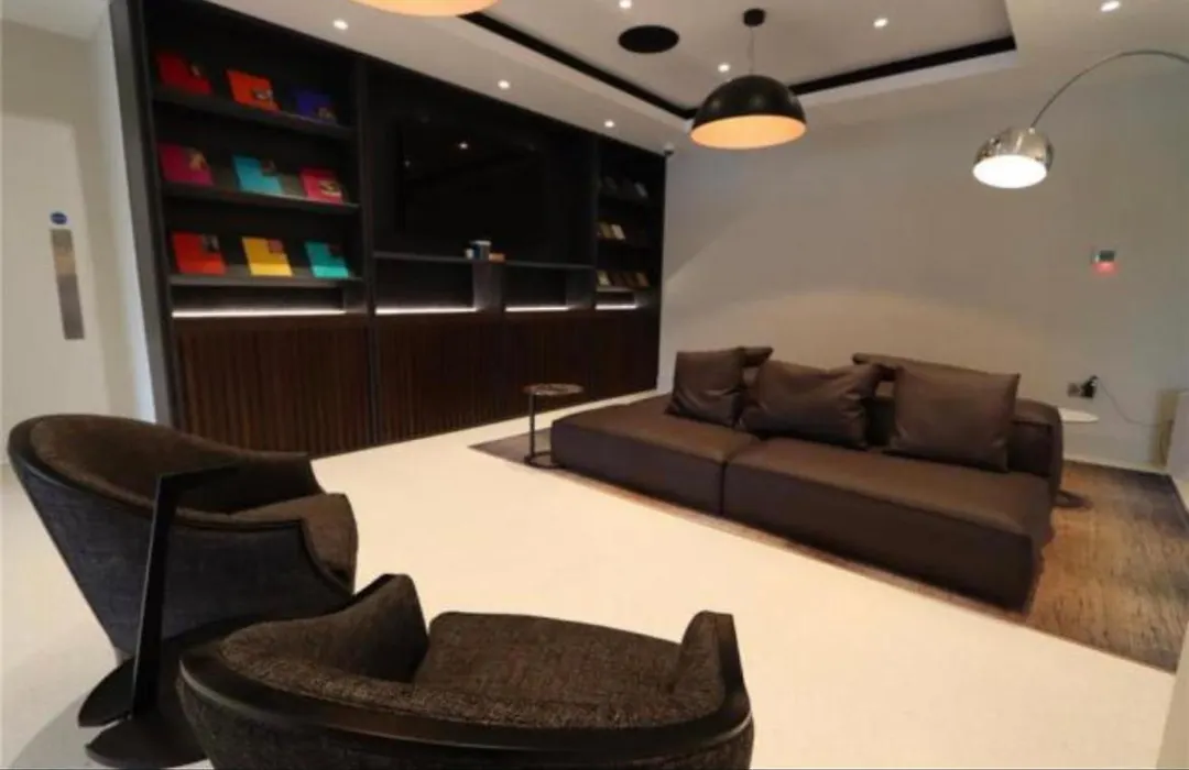 Luxurious Manchester City Centre 2 Bed Apartment-1